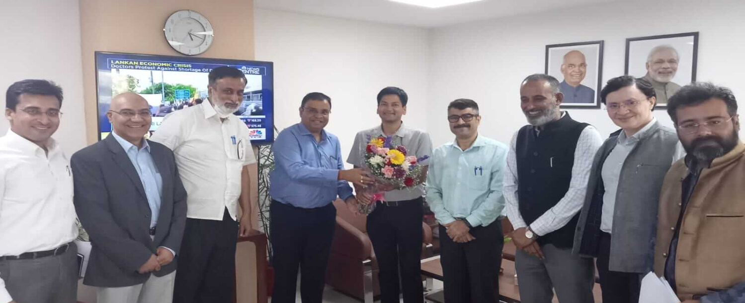 #htmlcaption6 Meeting with Shri Amitesh Kumar Sinha, JS, MeitY on